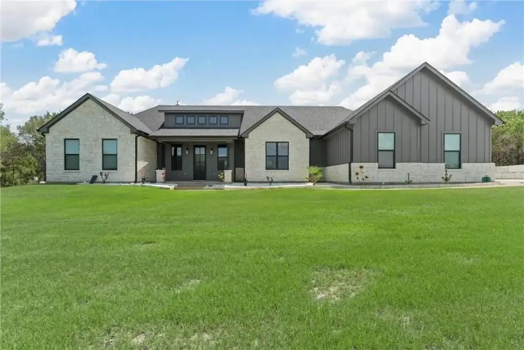 Larsen Homes & Consulting Waco Texas Land Management and Consulting