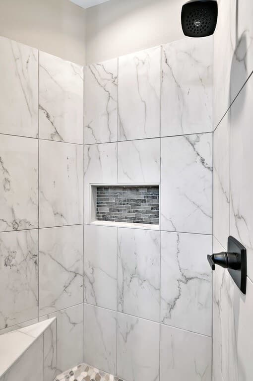 Larsen Homes & Consulting Waco Texas Bathroom Tile Features