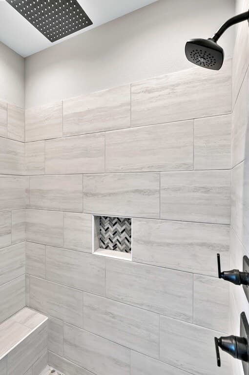 Larsen Homes & Consulting Waco Texas Shower Tile Design