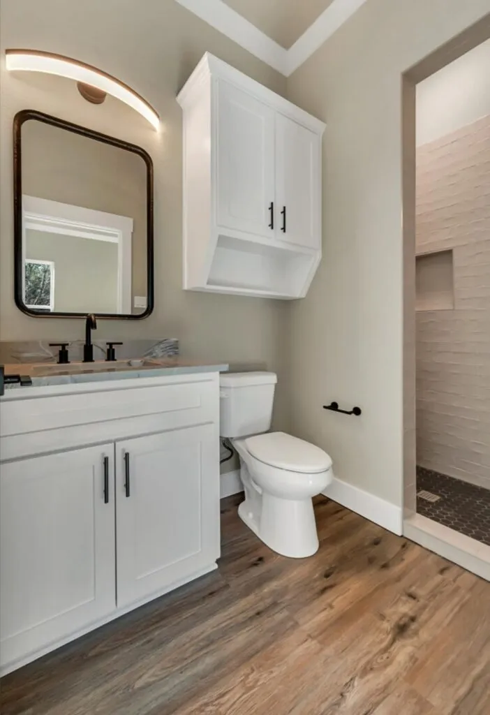Larsen Homes & Consulting Waco Texas 3 1/2 Bathrooms