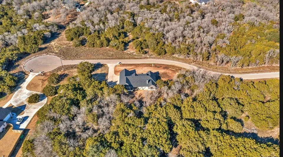 Larsen Homes & Consulting Waco Texas Secluded Cul-de-sac Custom Home