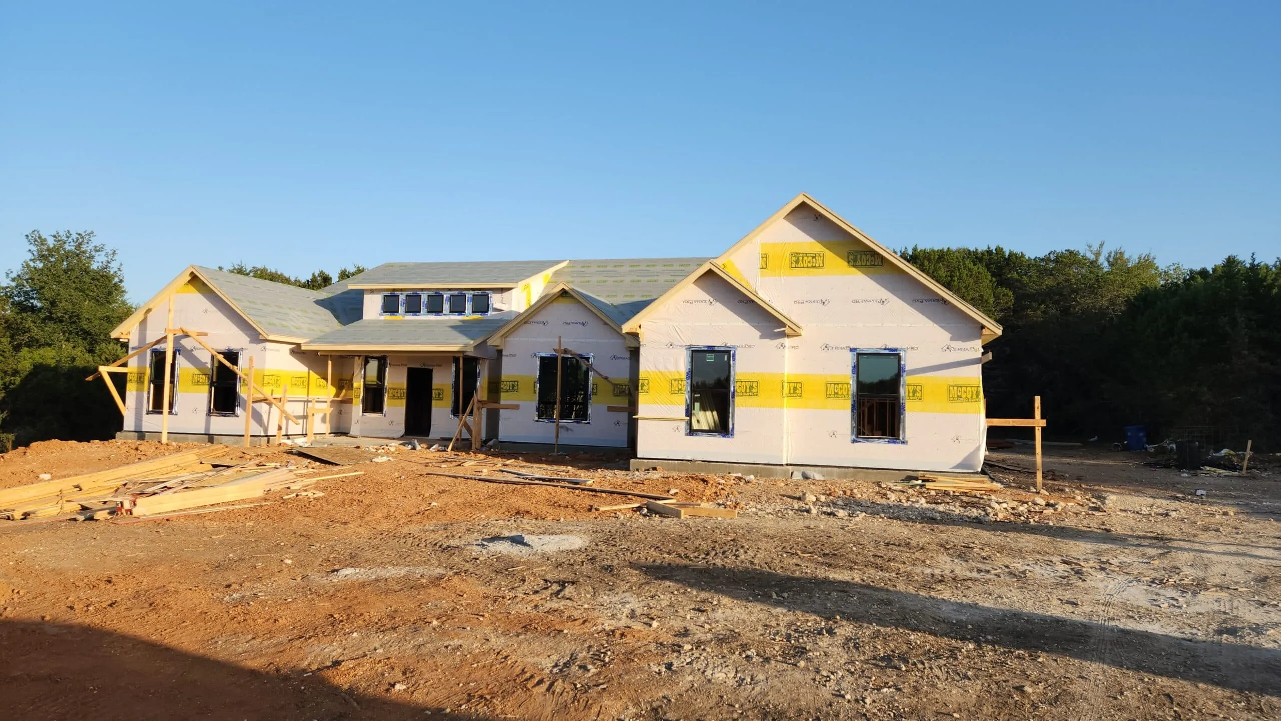 Larsen Home Builders Central Texas Roofing Services